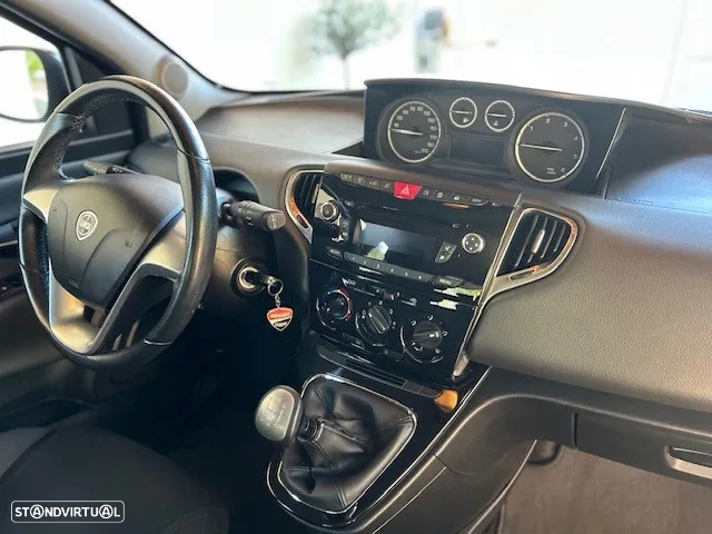 Lancia Ypsilon 1.3 M-jet S&S Gold - 9