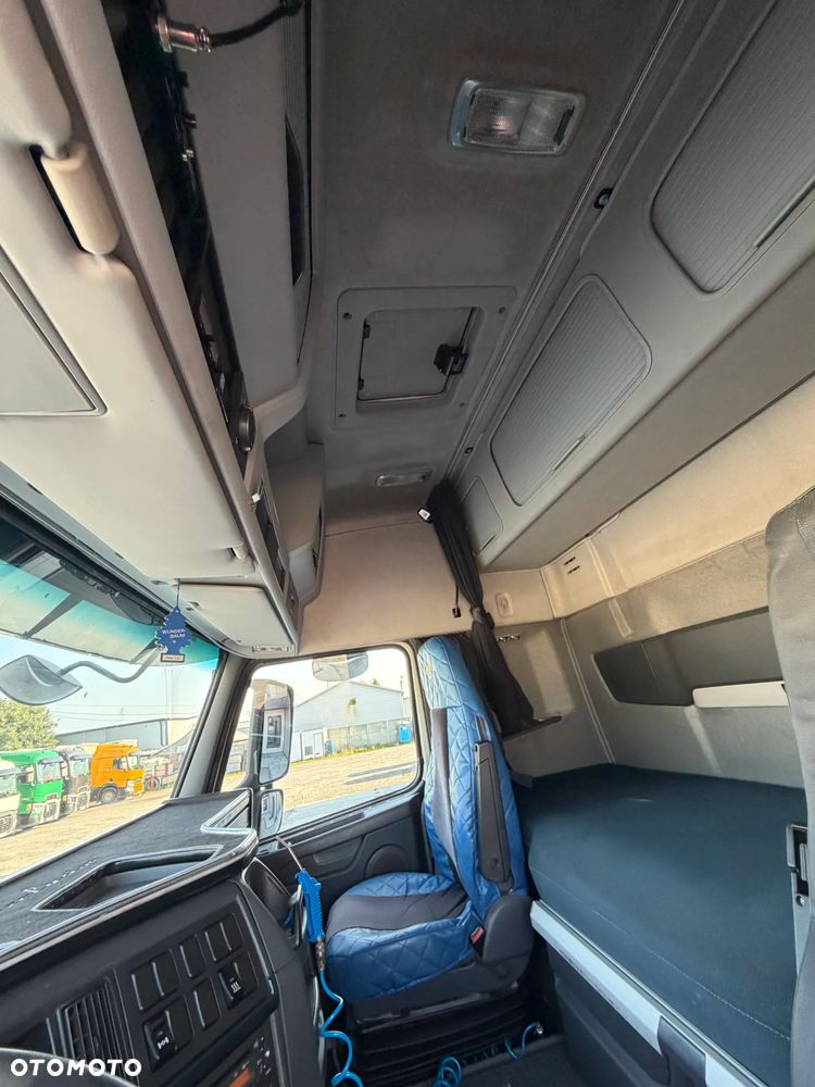 Volvo - 5