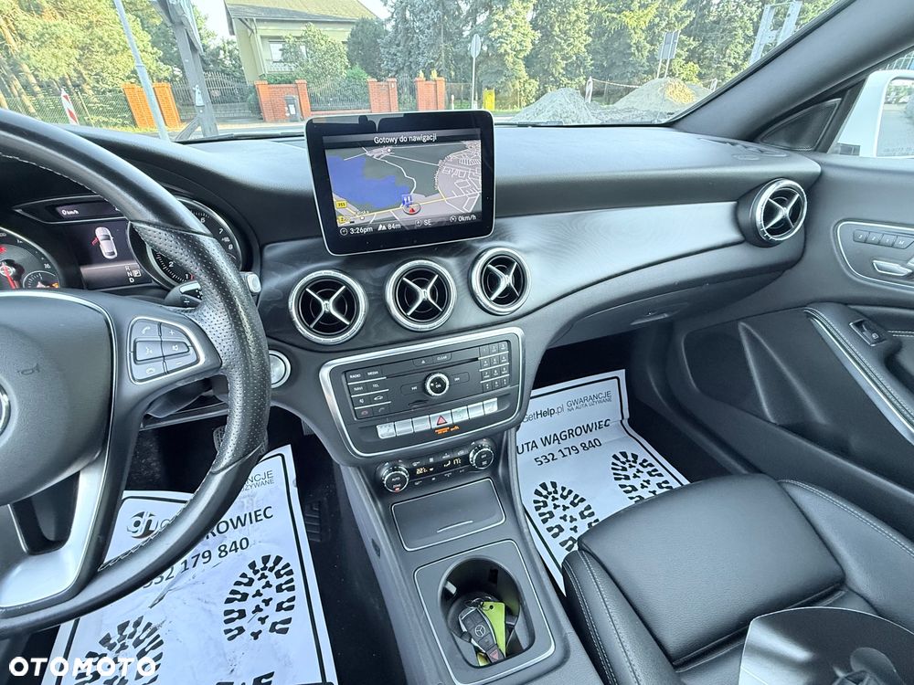 Mercedes-Benz CLA - 21
