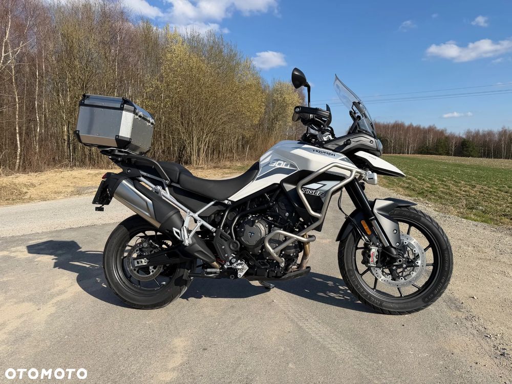 Triumph Tiger - 1