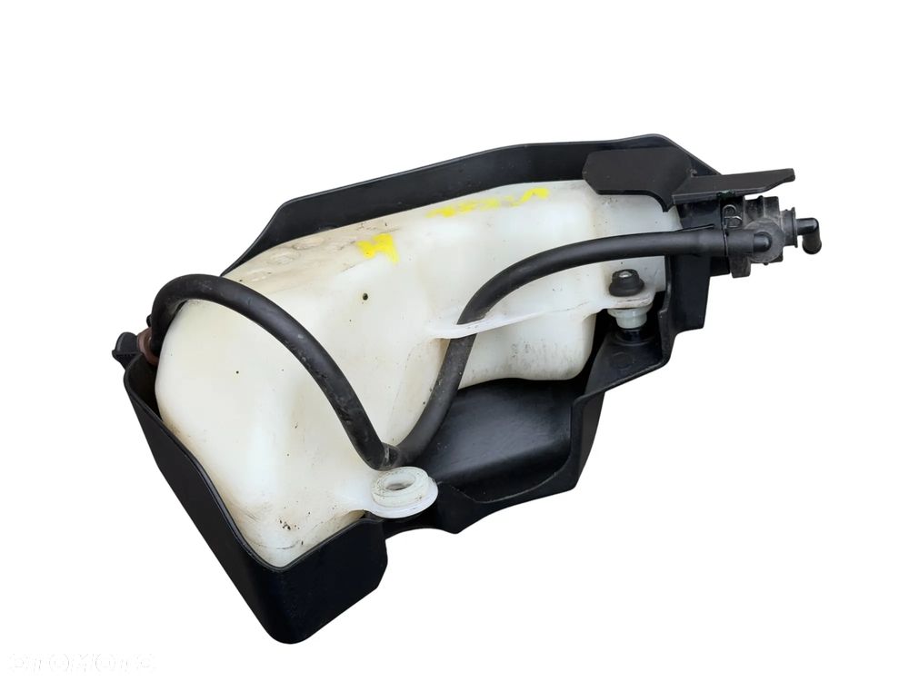 Zbiorniczek wyrównawczy Yamaha Niken 900    17-21R - 4