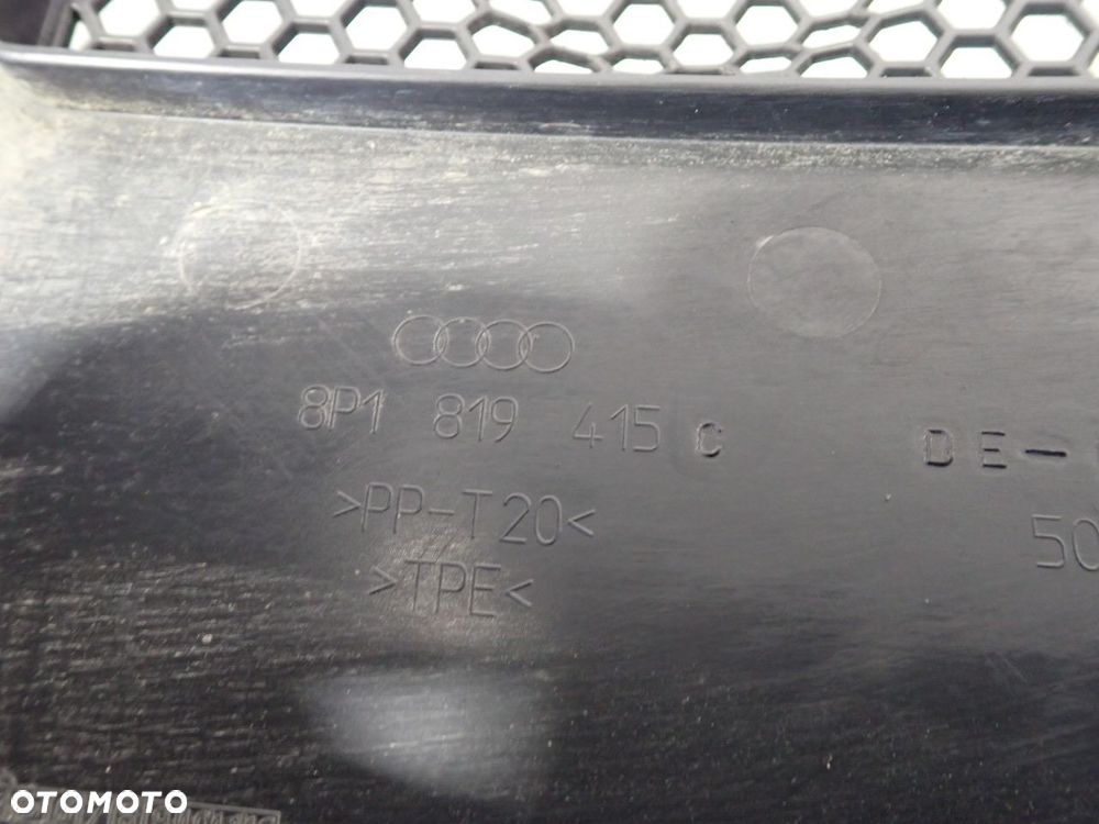 PODSZYBIE AUDI A3 8P 8P1819415C - 9