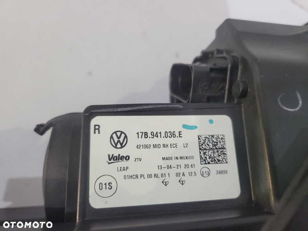 Volkswagen JETTA 17B - Lampa FULL LED R - 13628 - 14
