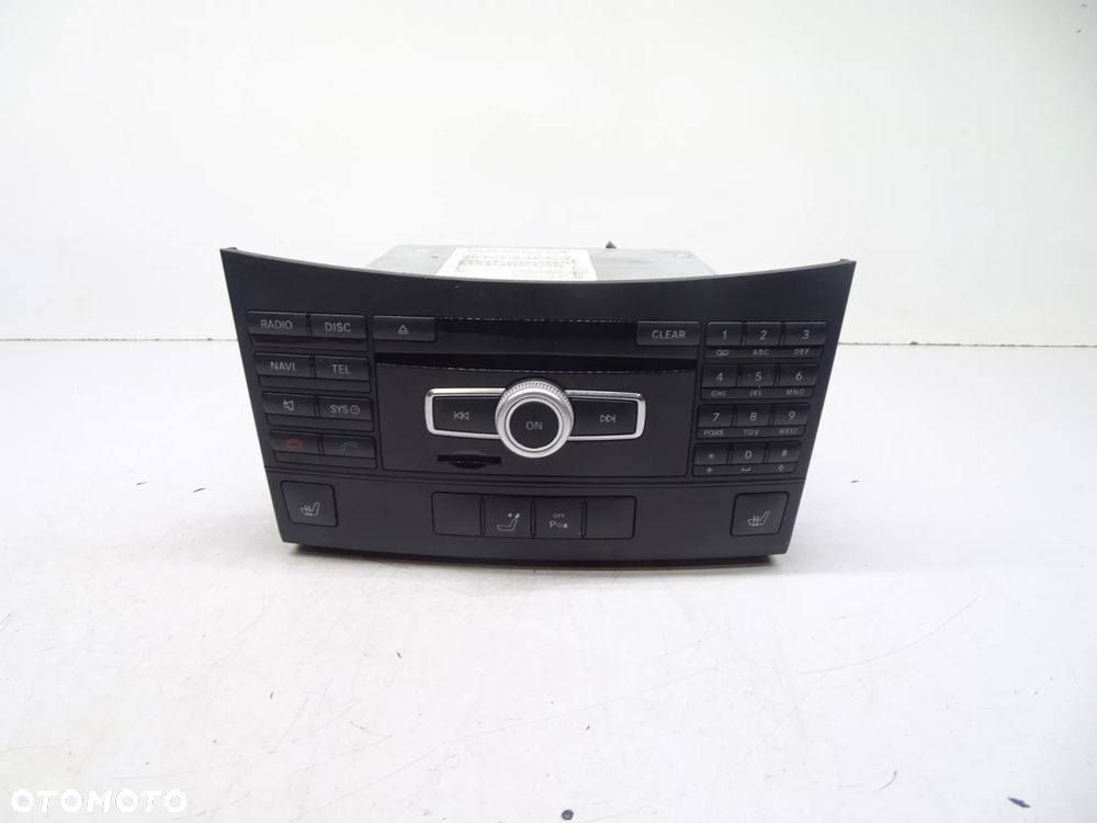E KLASA W212 Panel Radio 2129006313 - 1