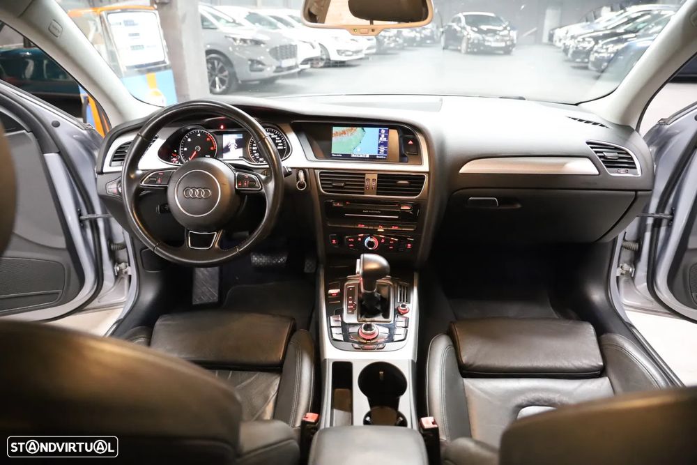 Audi A4 Avant 2.0 TDI Multitronic S-line - 25