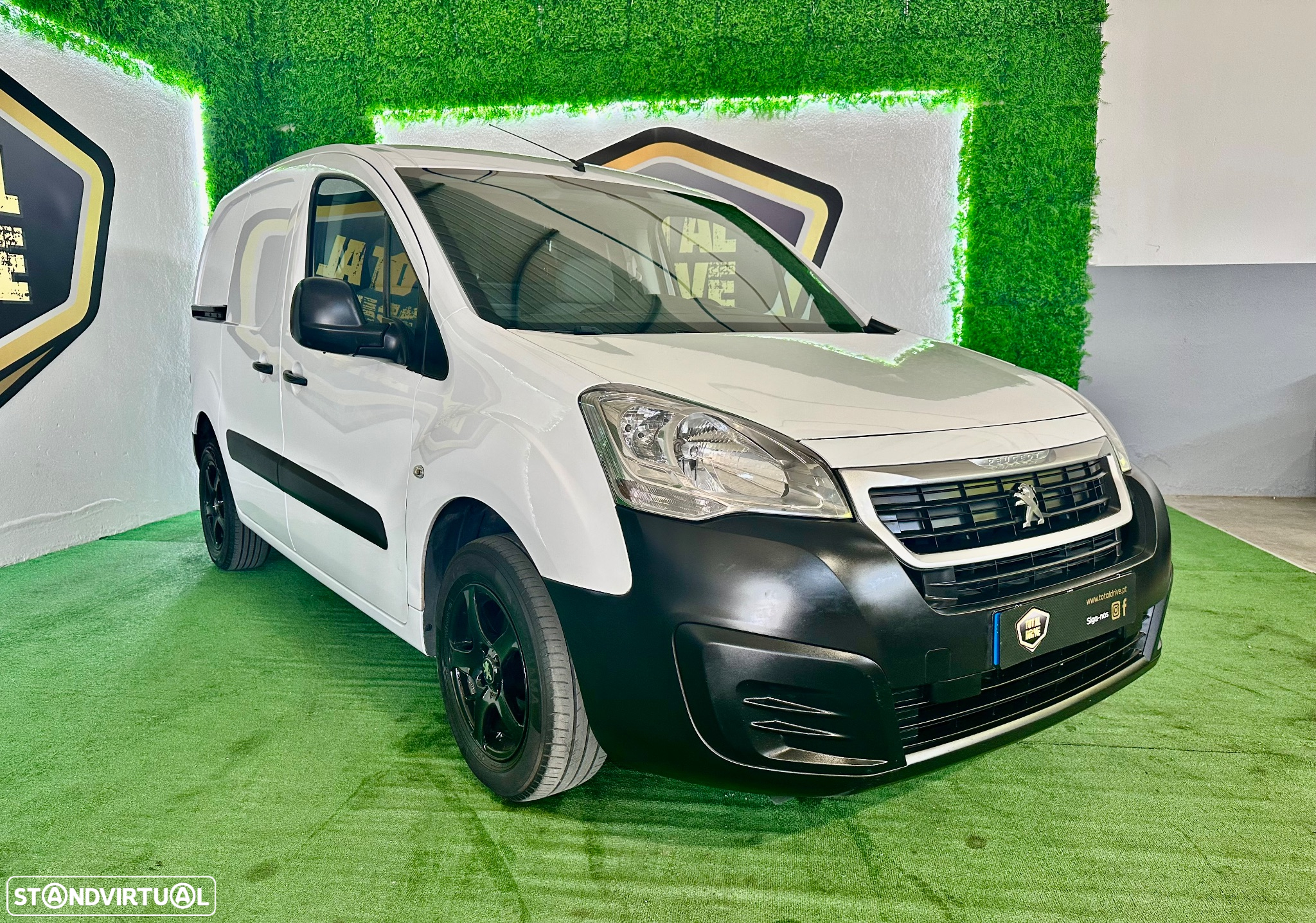 Peugeot Partner 1.6 BlueHDi 100 L1 XR S&S IVA Dedutivel - 7