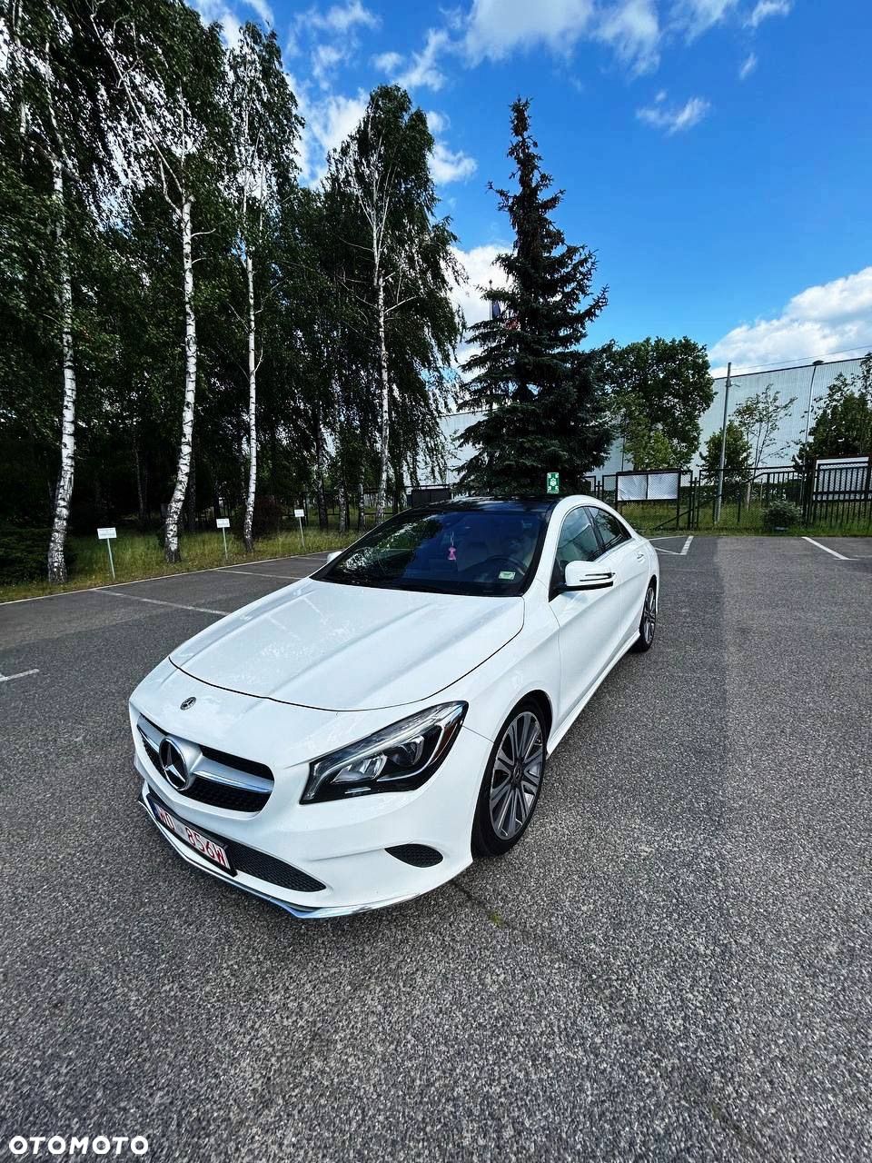 Mercedes-Benz CLA - 1