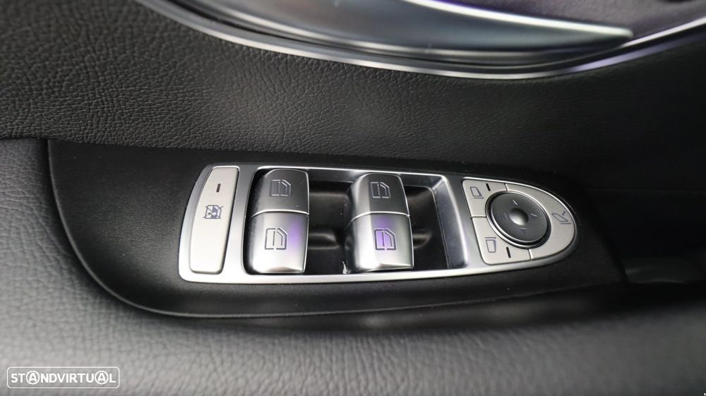 Mercedes-Benz E 300 de Avantgarde - 22