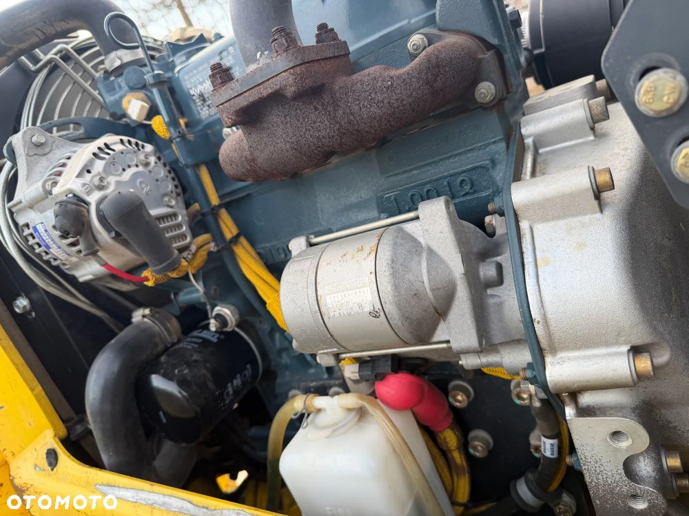 Bomag BMP 8500 Walec Łamany Okołkowany 1,6 tony Sterowany z Pilota radiowo zdalnie lub na Kabel! Silnik Kubota 3cyl. Jak Nowy Sprowadzony z Norwegii 2016r Do wykopów. Grubość kołków jak w Nowym walcu z salonu! Stan PERFEKT w Pełnym Oryginale! - 17