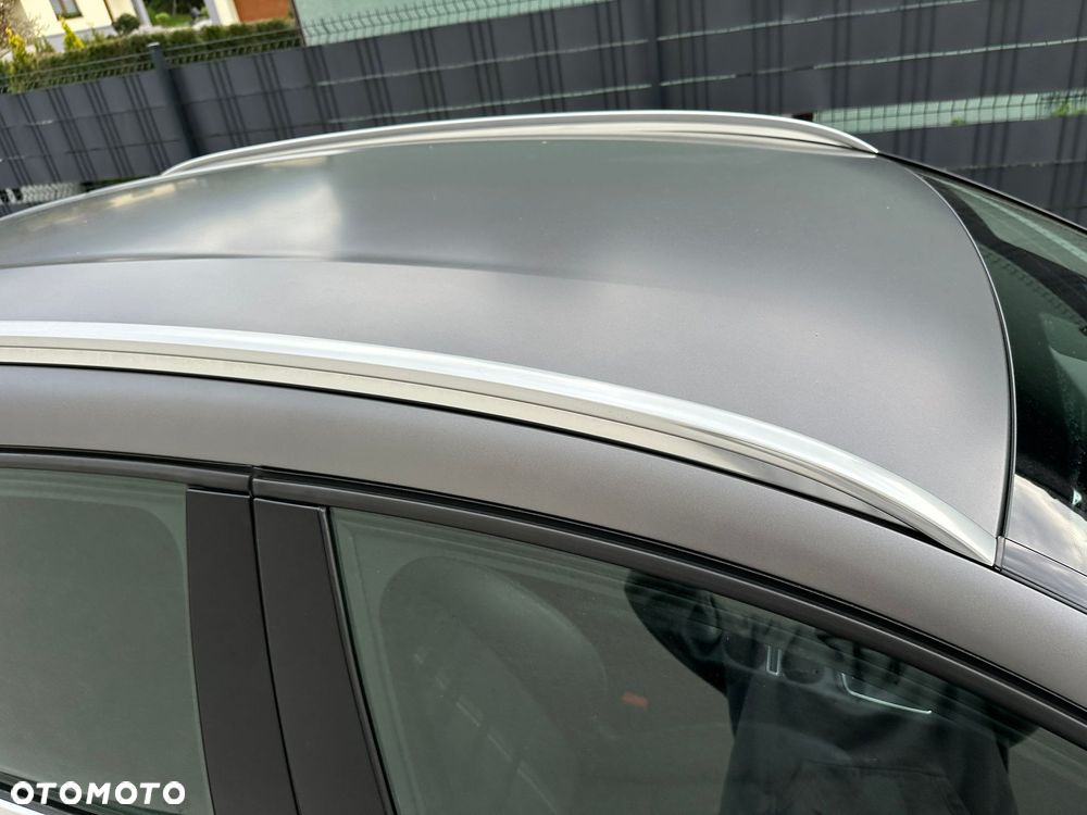 Mercedes-Benz GLA 200 7G-DCT - 34