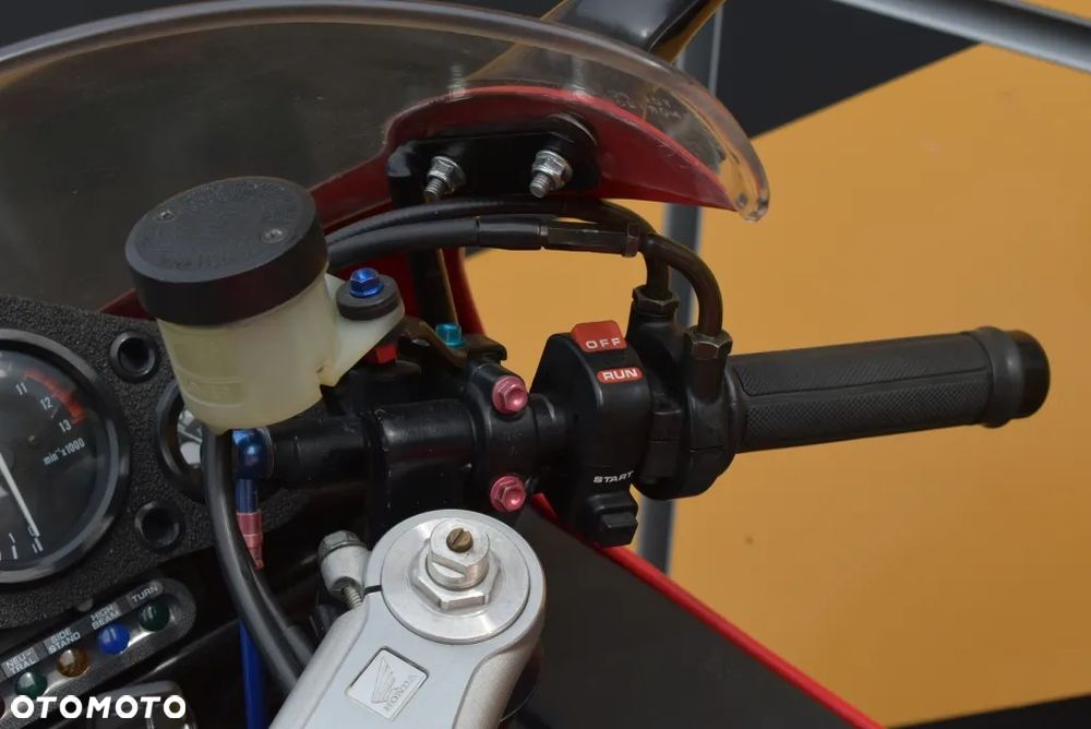 Honda CBR - 22