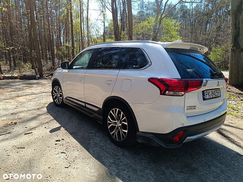 Mitsubishi Outlander 2.0 Intense + SDA 4WD CVT - 6