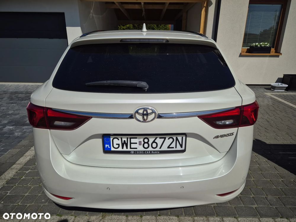 Toyota Avensis 1.8 Selection MS - 4