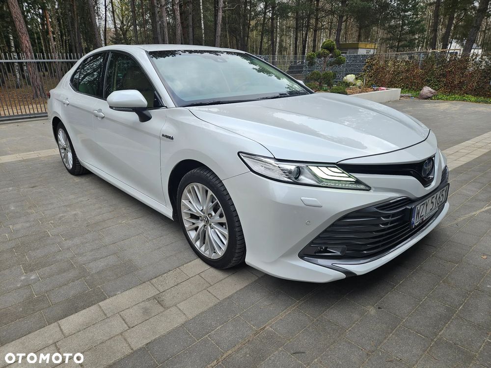 Toyota Camry 2.5 Hybrid Executive CVT - 8