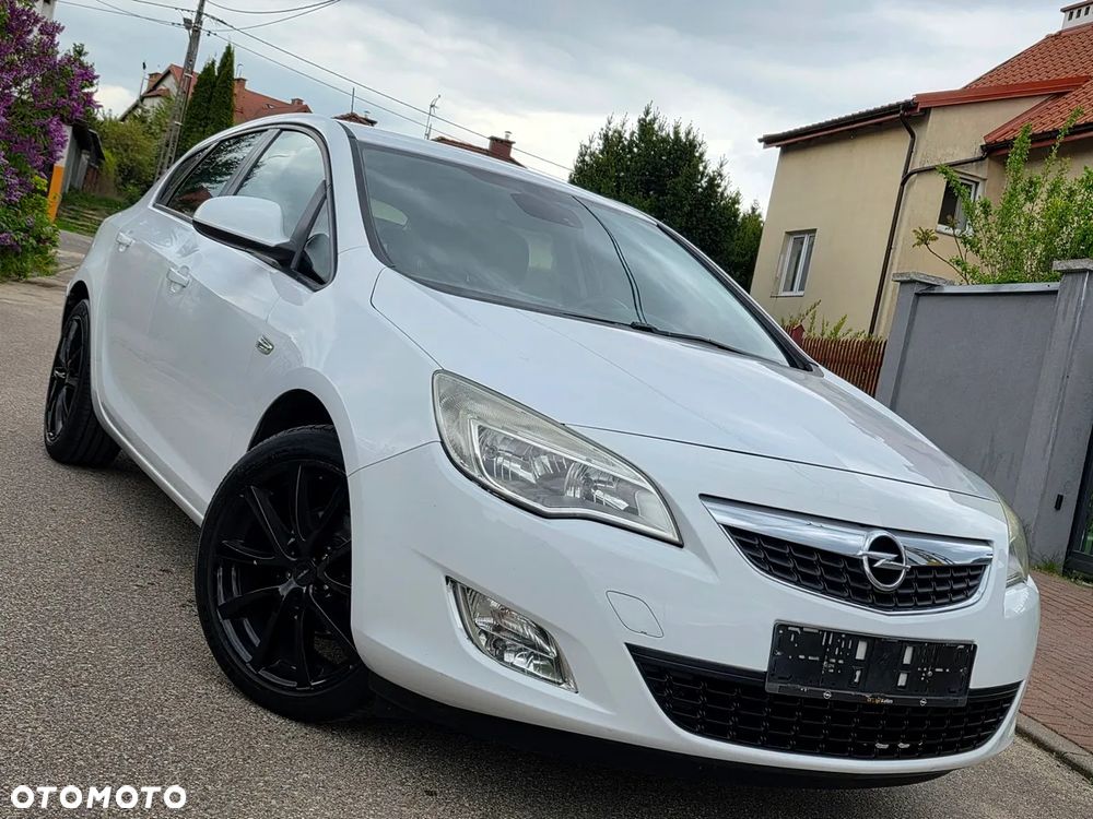 Opel Astra 1.4 Start - 1