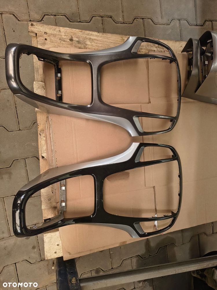 OPEL ASTRA 4 IV J RAMKA RADIA DEKOR TUNELU OBUDOWA PANEL - 1