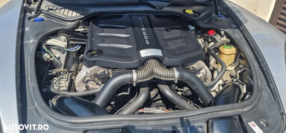 Porsche Panamera 3.0 PDK 4S - 24