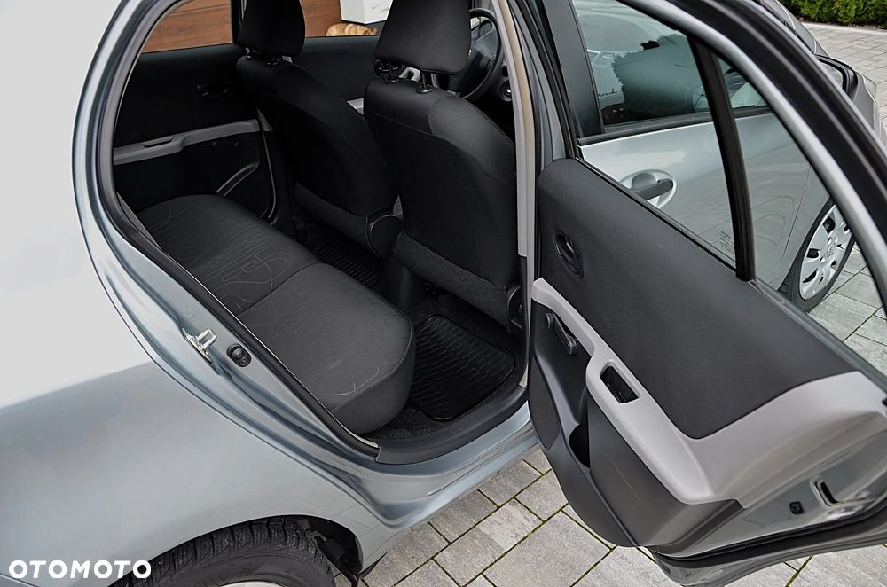 Toyota Yaris 1.33 Sol - 19