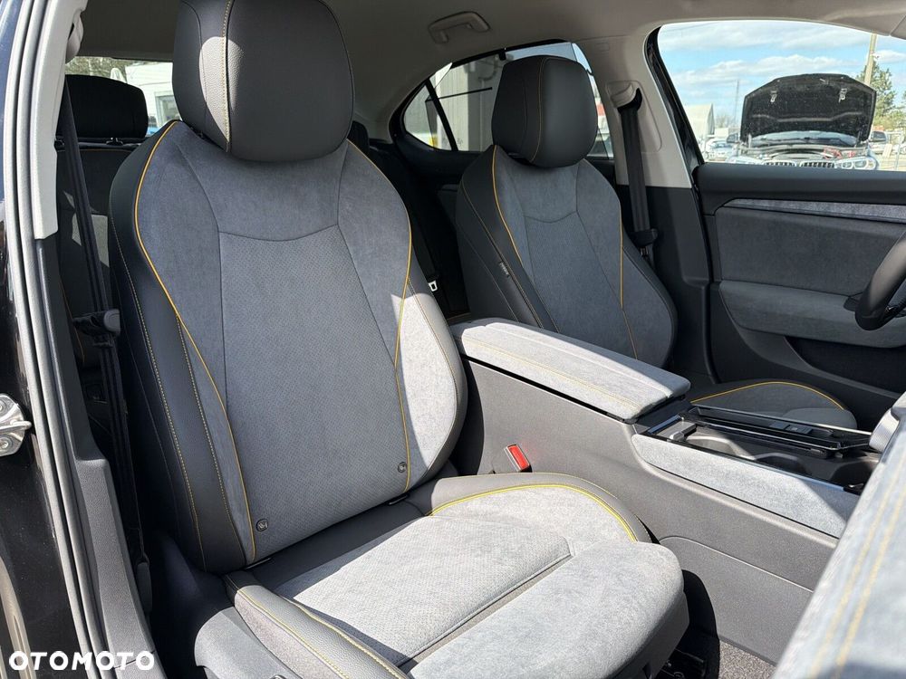 Skoda Superb 2.0 TDI SCR 4x4 Drive DSG - 19