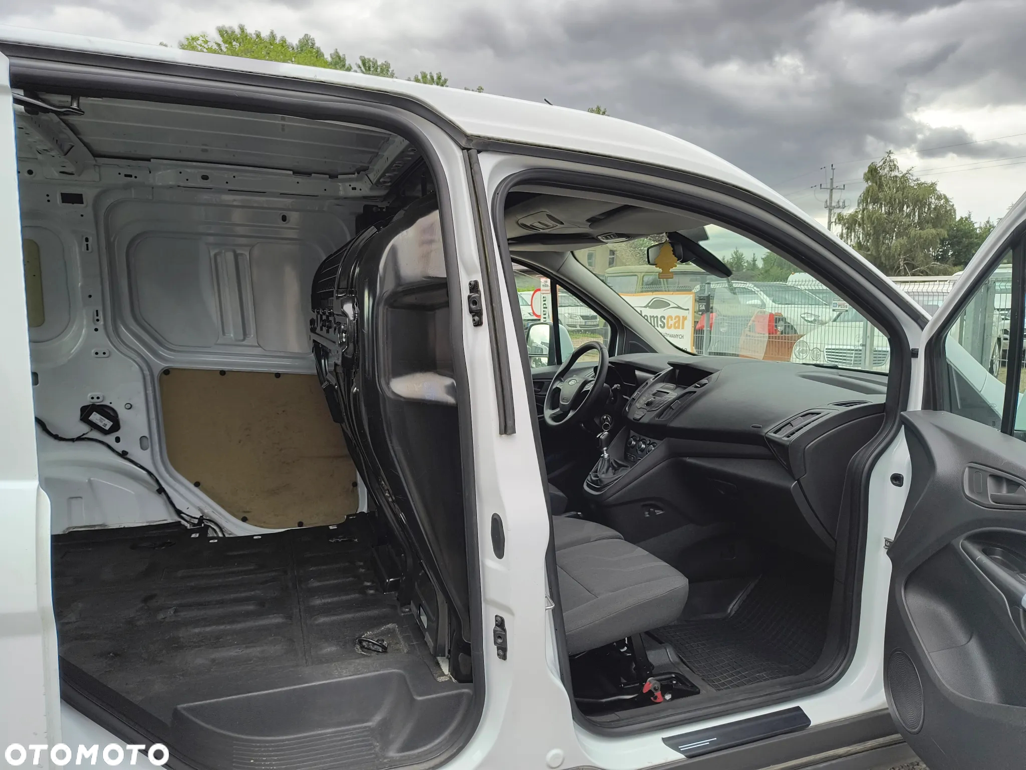 Ford connect - 9