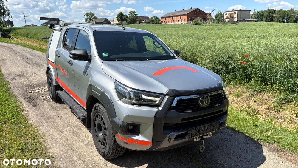 Toyota Hilux - 3