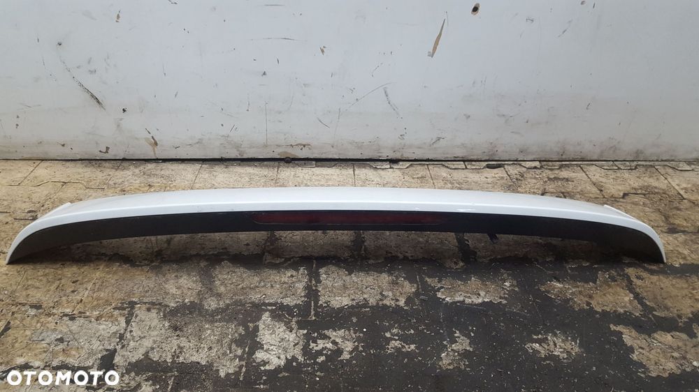 LISTWA SPOILER KLAPY BAGAŻNIKA AUDI Q7 2007 - 1