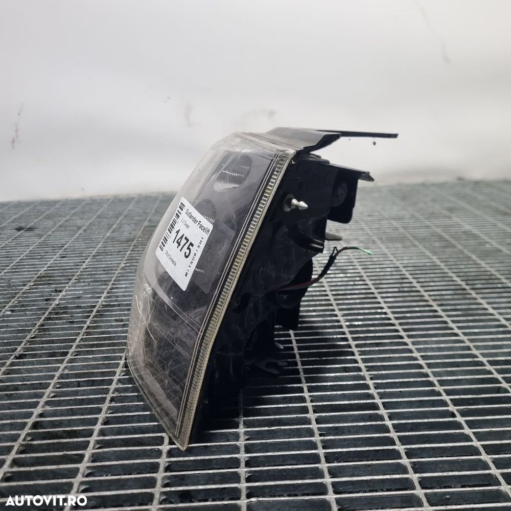 Stop Dreapta Mitsubishi Outlander Facelift 2009 - 2012 SUV 4 Usi (1475) Cu led - 2