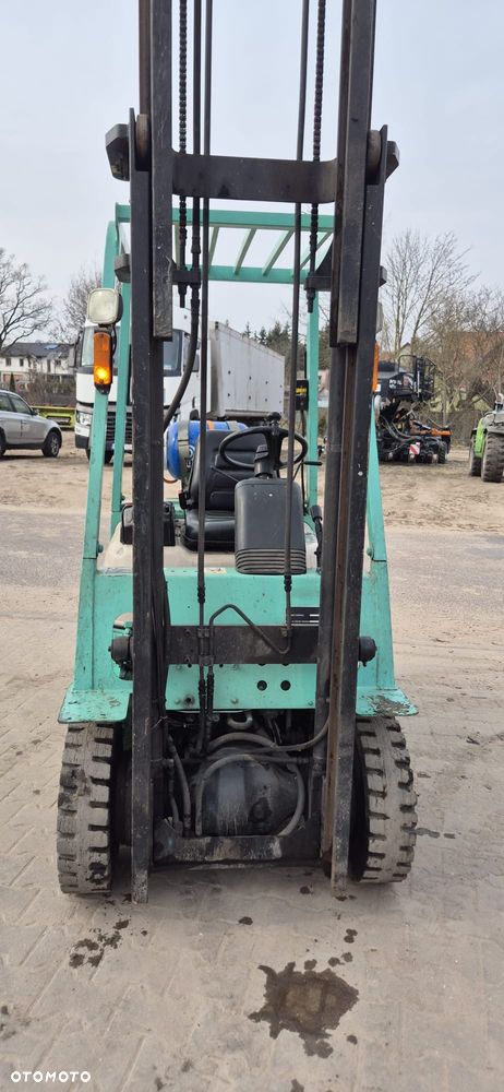 Mitsubishi EF25A - 4