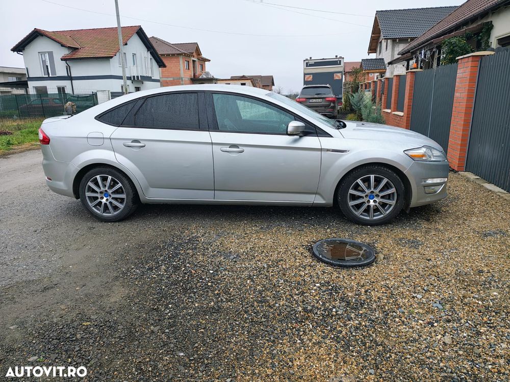 Ford Mondeo 2.0 TDCi Champions Edition - 10