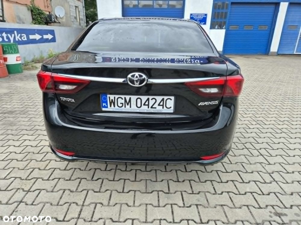 Toyota Avensis 2.0 Prestige MS - 3