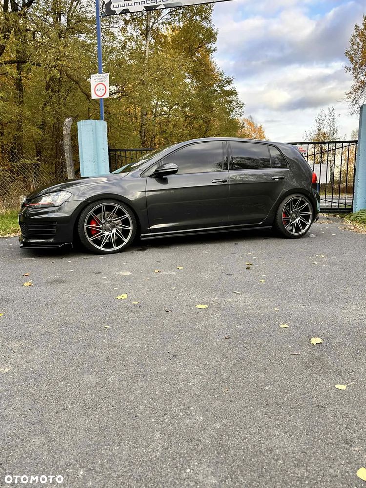 Volkswagen Golf VII 2.0 TSI BMT GTI - 11