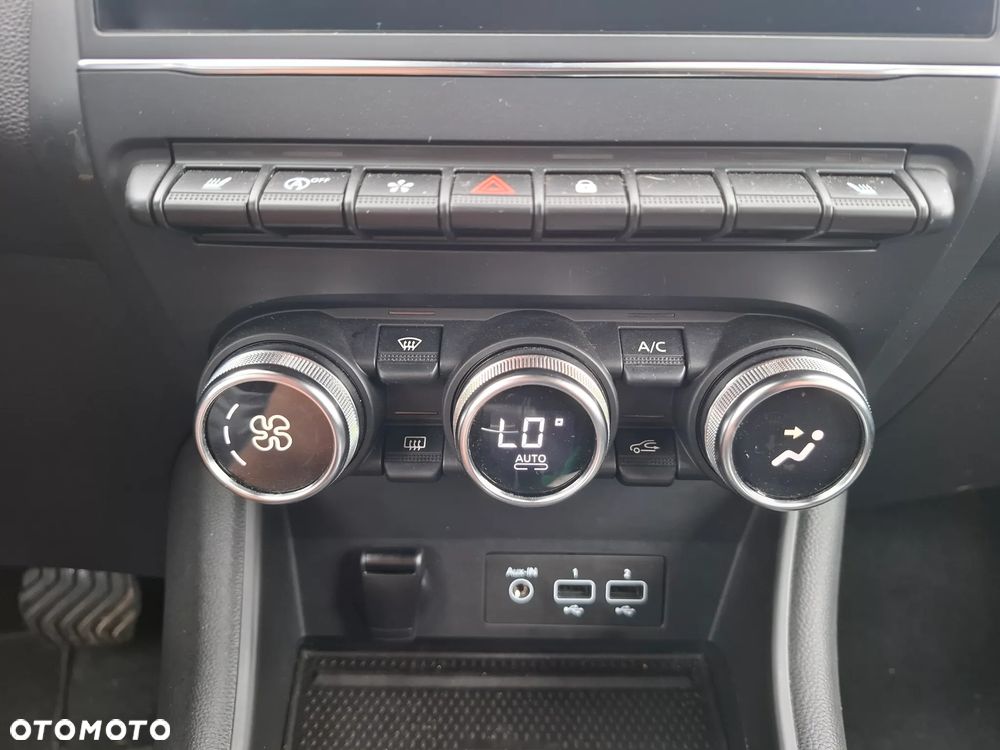 Renault Captur 1.3 TCe mHEV Intens EDC - 23