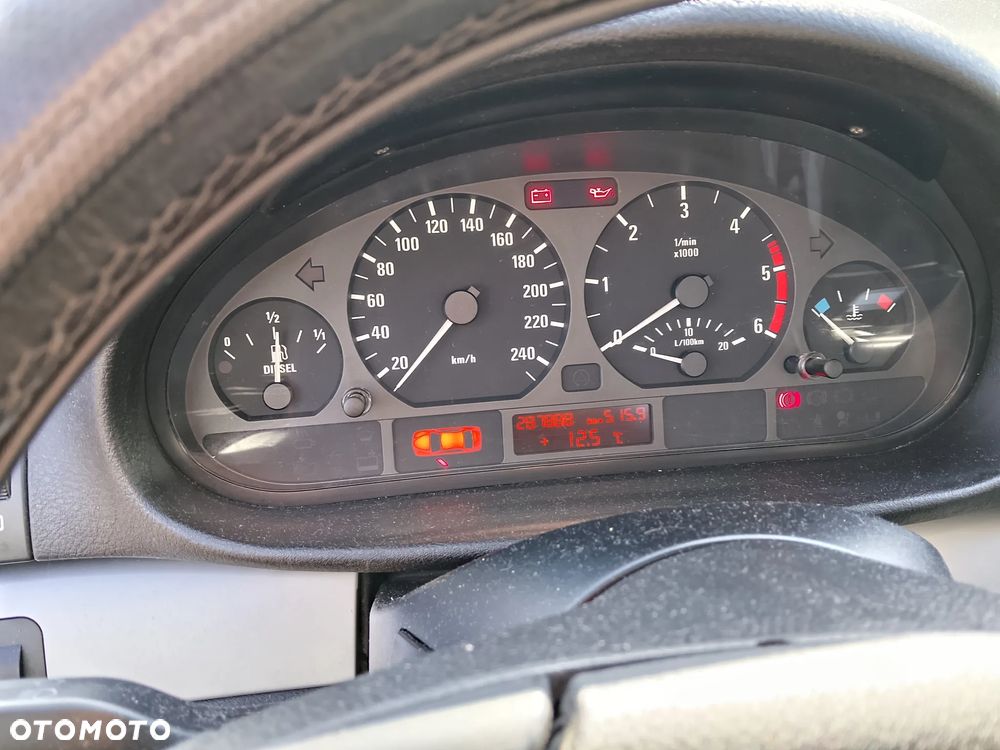 BMW Seria 3 320d - 11