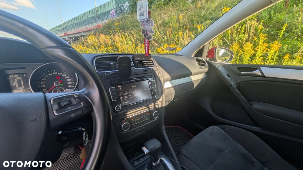 Volkswagen Golf 1.4 TSI Highline DSG - 16
