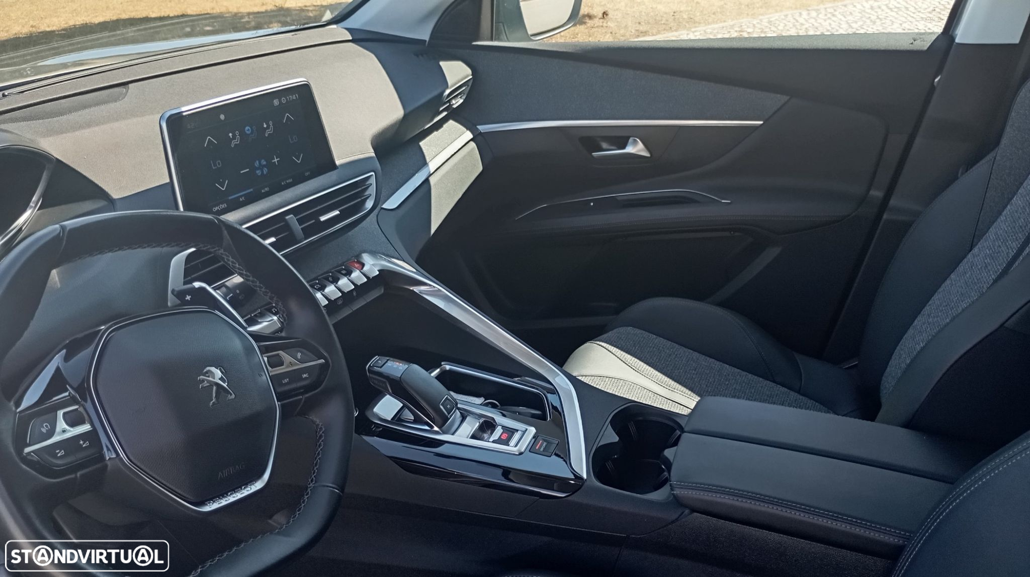 Peugeot 3008 PureTech 130 Stop & Start GPF EAT8 Allure Business-Pack - 9