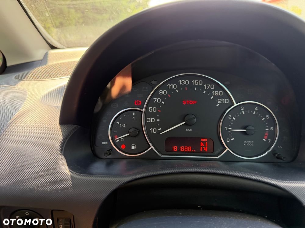 Peugeot 1007 110 2-Tronic Roxy - 7