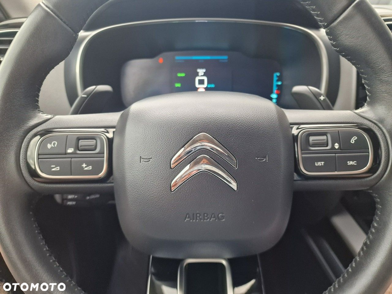 Citroën C5 Aircross Hybrid 225 e.EAT8 FEEL PACK - 33