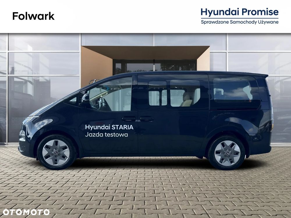 Hyundai Staria - 4