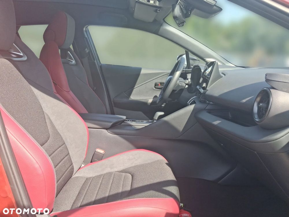 Toyota C-HR 2.0 PHEV Dynamic Force Tokyo Edition - 9