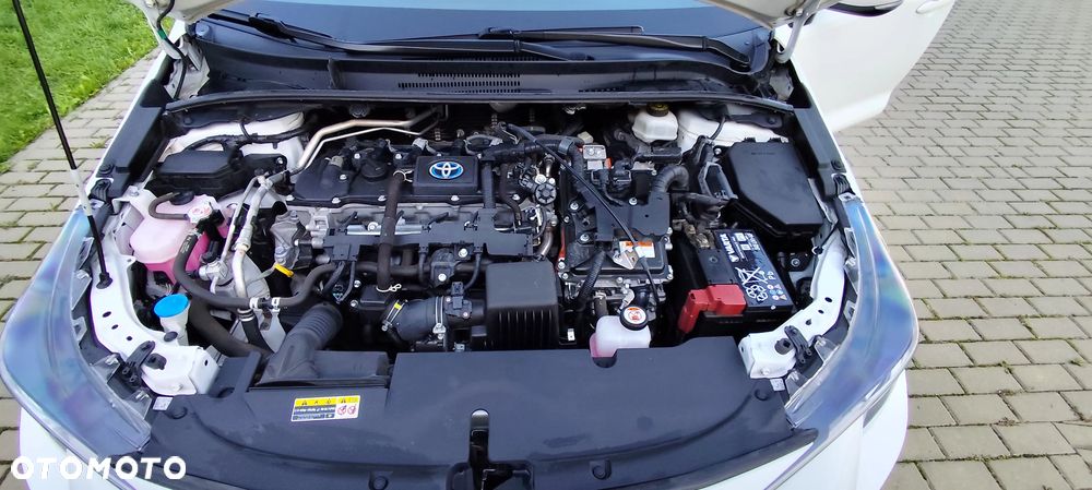 Toyota Corolla 1.8 Hybrid Comfort - 29
