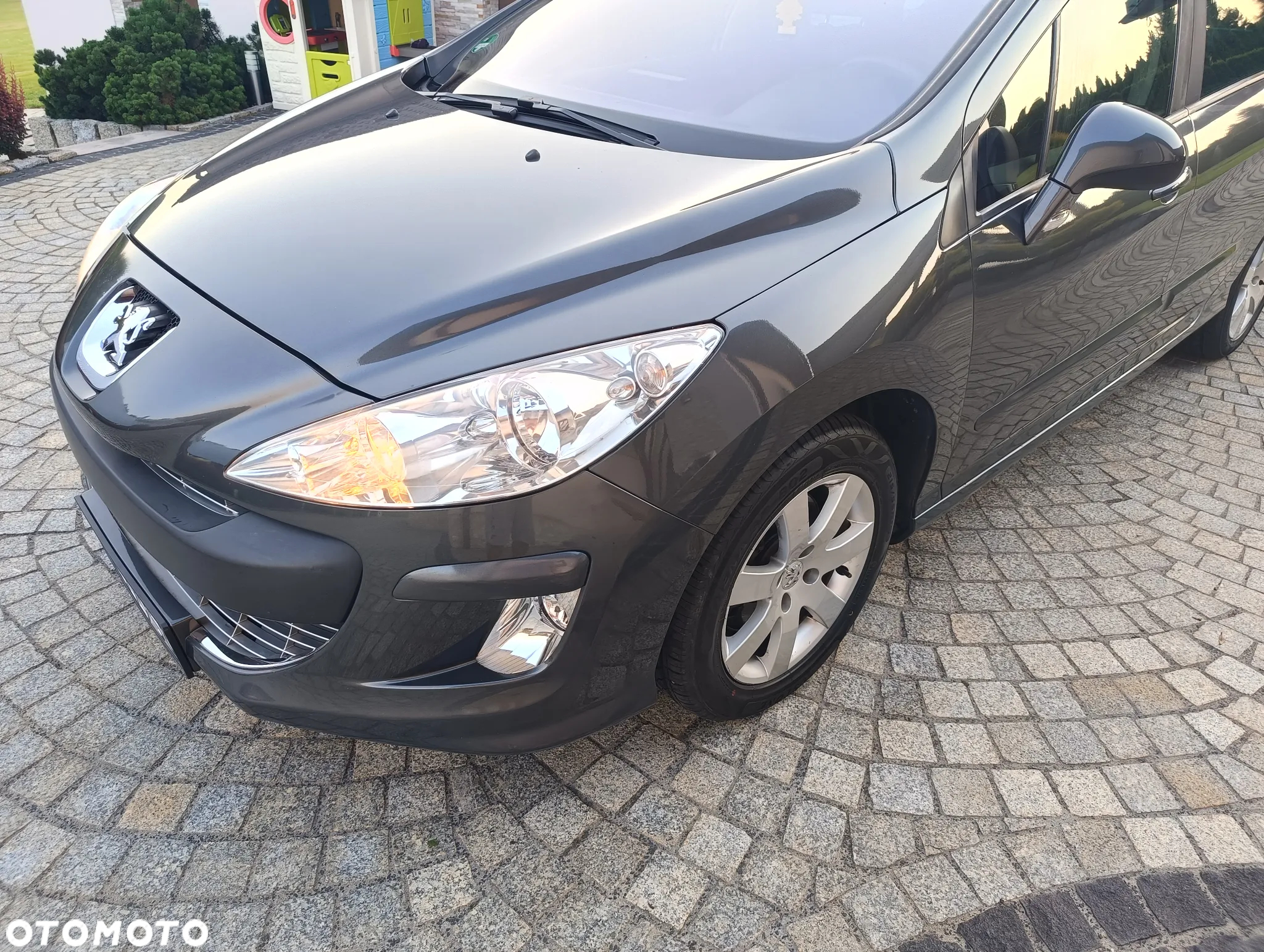 Peugeot 308 HDi FAP 140 Platinum - 18