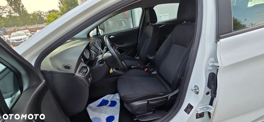 Opel Astra 1.4 Turbo Dynamic - 32