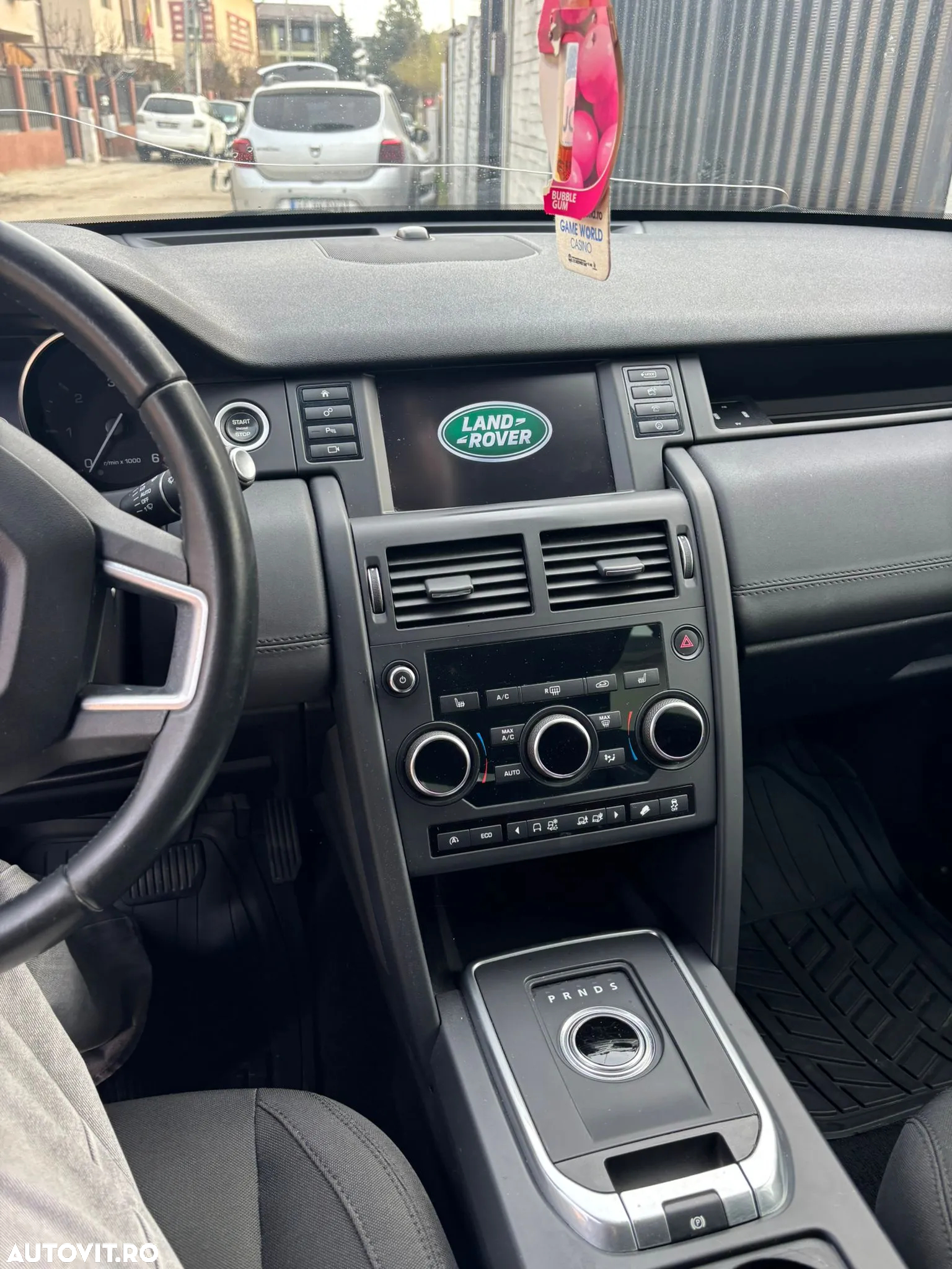 Land Rover Discovery Sport 2.0 l TD4 HSE Luxury Aut. - 2
