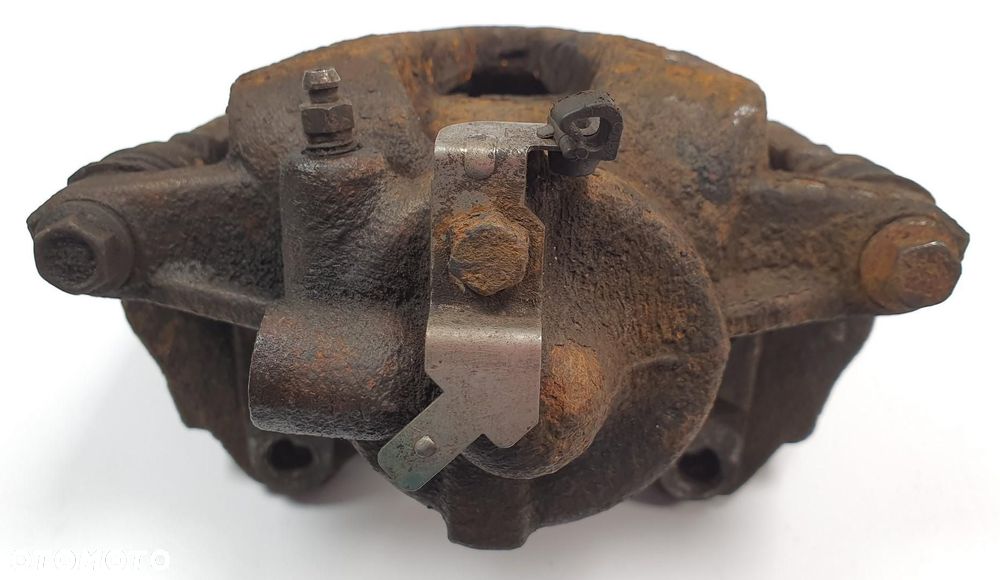 ZACISK HAMULCOWY LEWY PRZÓD FIAT FIORINO 1.3 JTD - 2