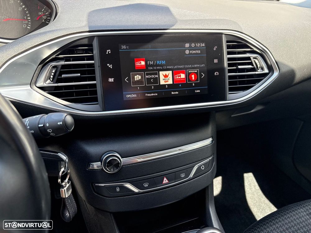 Peugeot 308 SW 1.2 PureTech Style - 7