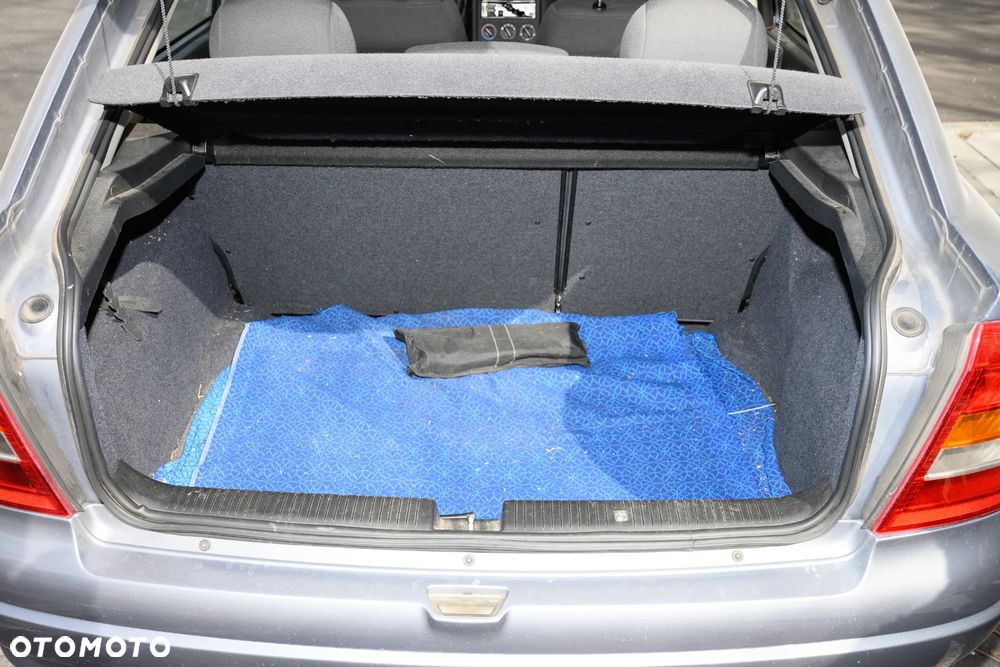 Opel Astra 1.4 Start - 11