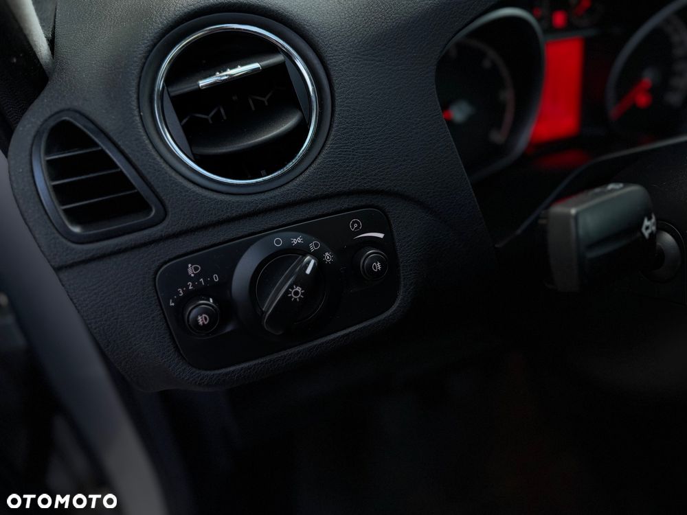 Ford Galaxy 2.0 TDCi Titanium - 22