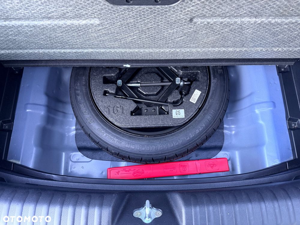 Kia XCeed 1.5 T-GDI M - 16