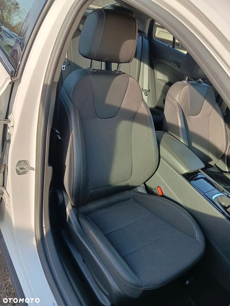 Opel Insignia 1.5 T Enjoy S&S - 16