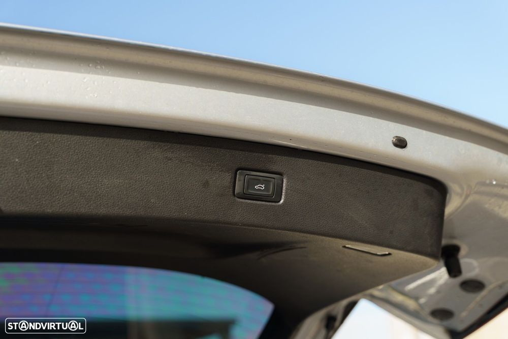 Audi Q7 3.0 TDI e-tron quattro S-line Tiptronic - 32